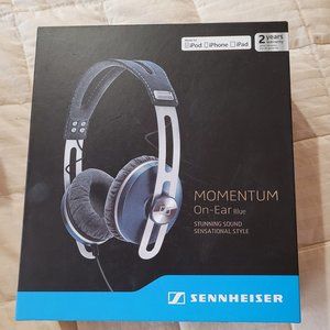 Sennheiser Momentum On- Ear Blue Smart Headphones  NWT - Apple